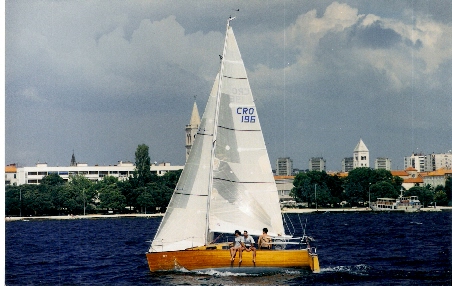 malo_sunce_sailing01.jpg